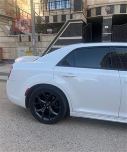كرايسلر 300